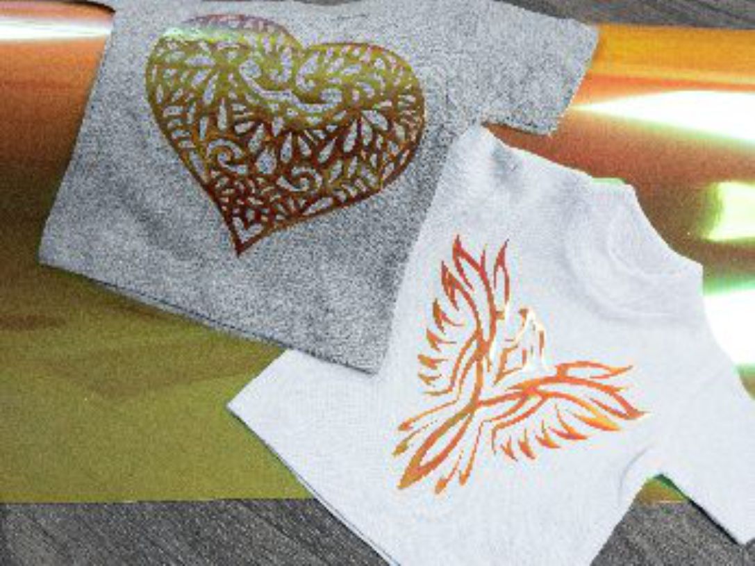 DecoFilm® Brilliant Chameleon Orange HTV - CraftCutterSupply.com